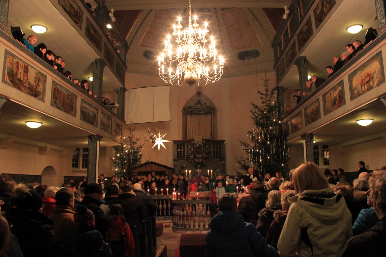24.12.2014, xkvx, Kirche, Krippenspiel Seligenthal 2014, v.l. Foto: Voigt